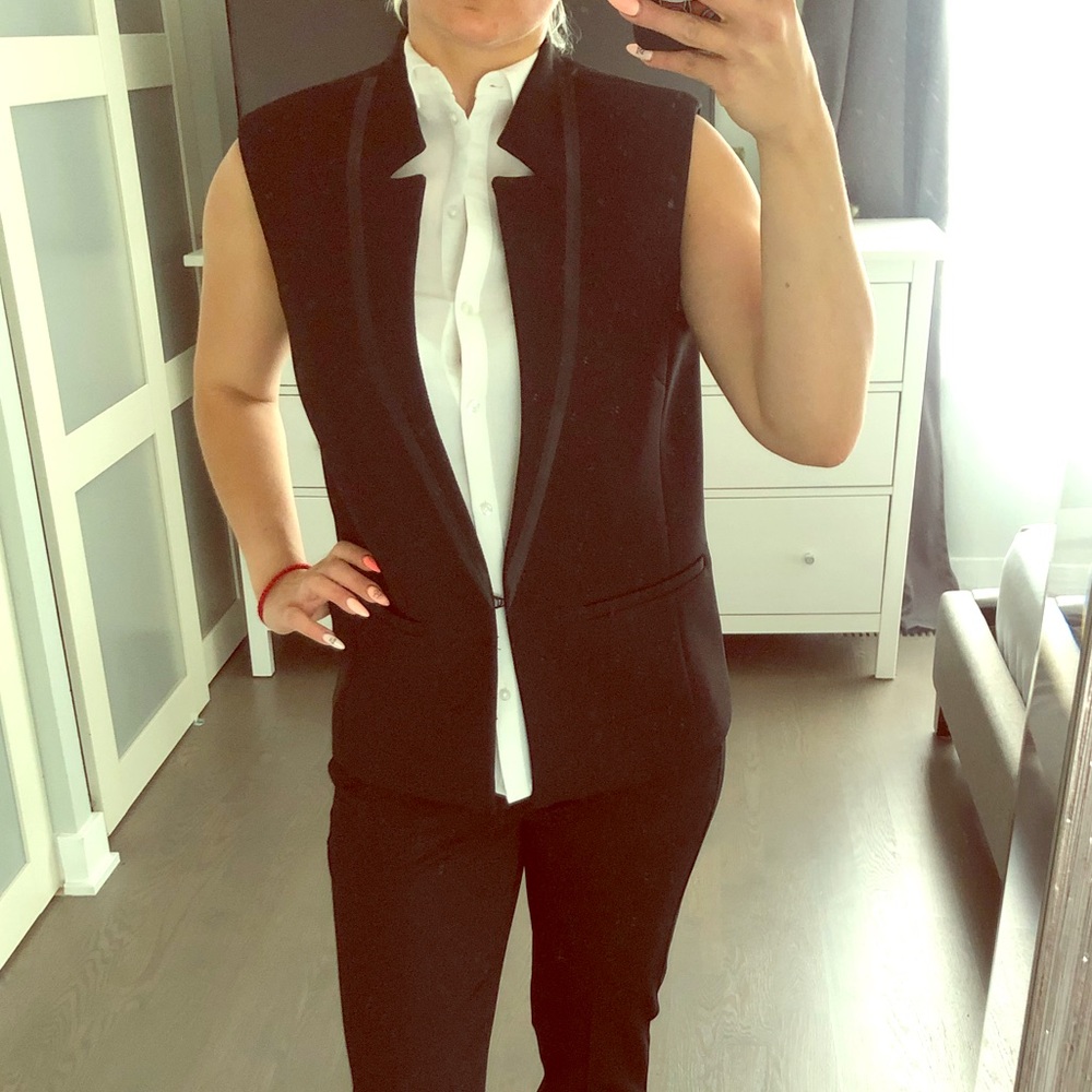 Co-Co Vest